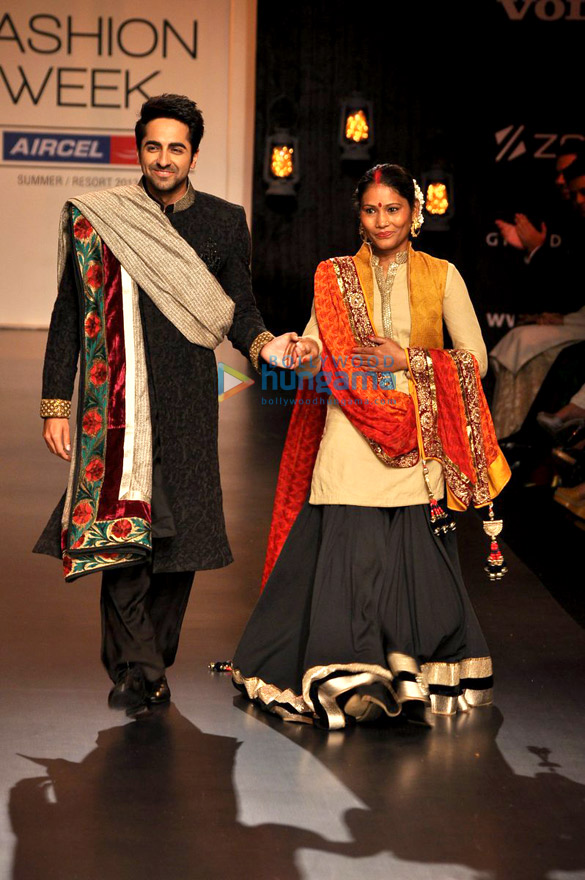 vikram phadniss swades show at lakme fashion week 2013 4