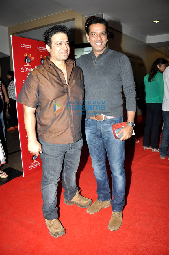 celebs grace at paritosh painters stand up comedy show women decoded 6