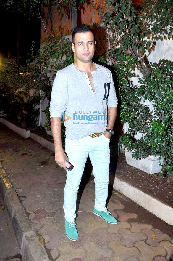 celebs at olive post lakme show 4