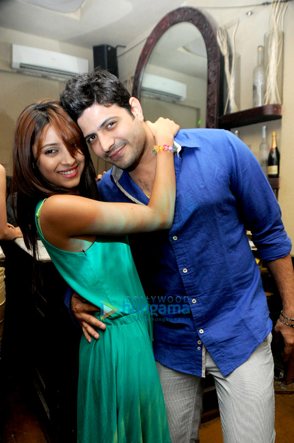 rohhit verma throws surprise birthday party for sister swati loomba 5