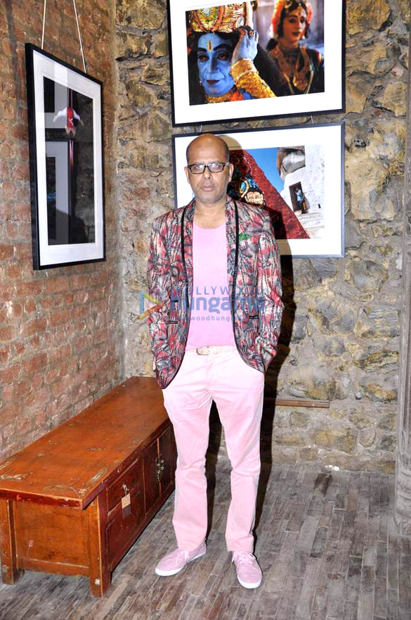 celebs grace shantanu das photography exhibition 3