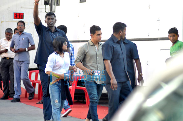aamir khan snapped at mehboob studio 6