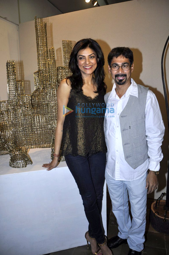 sushmita sen snapped at an art event 7