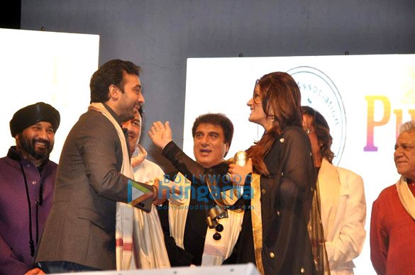 dharmendra neha dhupia and others at baisakhi celebration 6