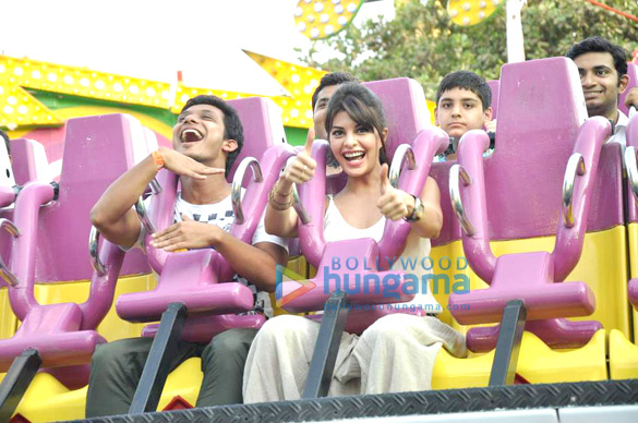 jacqueline launches esselworlds top spin ride 2