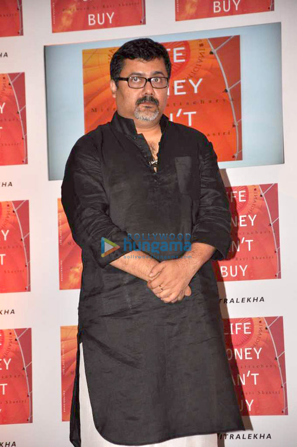 shabana azmi unveils mitrajit bhattacharyas book life money cant buy 6