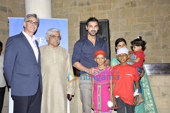 john abraham meets make a wish india foundation kids 4