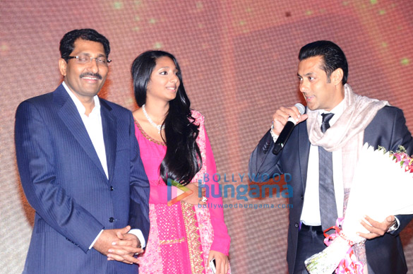 salman priyanka sridevi at the launch of jai maharashtra channel 2