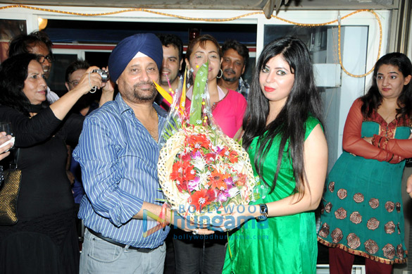 anil mishra hosted an evening for shreya guha mukesh tyagi 4