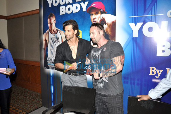 hrithik roshan unveils kris gethins book guide to your best body 6