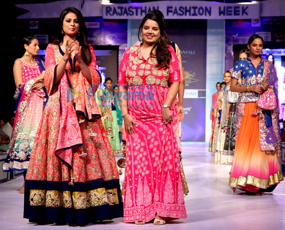 celebs grace rajasthan fashion week day 3 23
