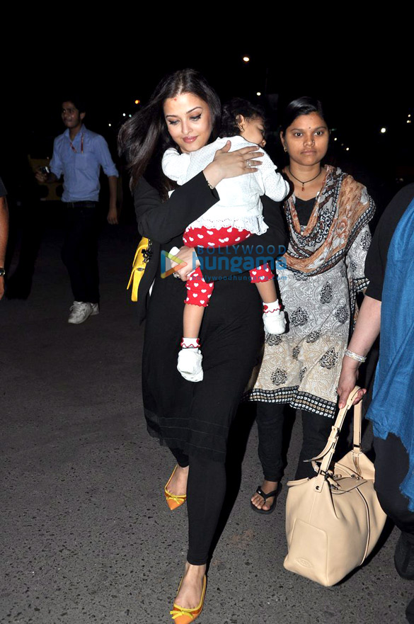 aishwarya rai bachchan snapped leaving cannes film festival 2013 4