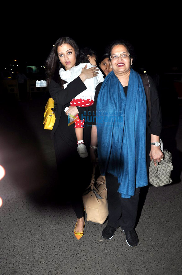 aishwarya rai bachchan snapped leaving cannes film festival 2013 6