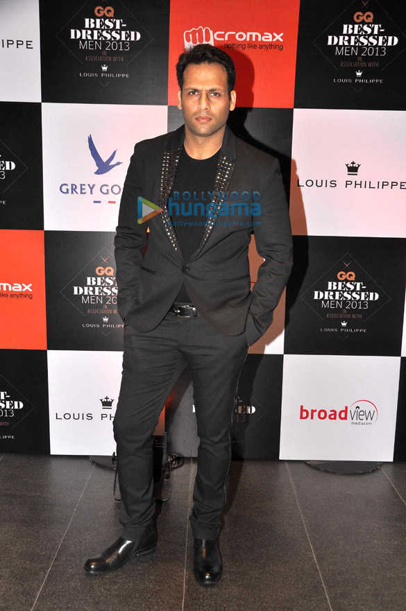 bollywood celebs grace the gq best dressed men 2013 41