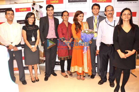 soha launches shoppers stops salwaar kameez kurti fest 2