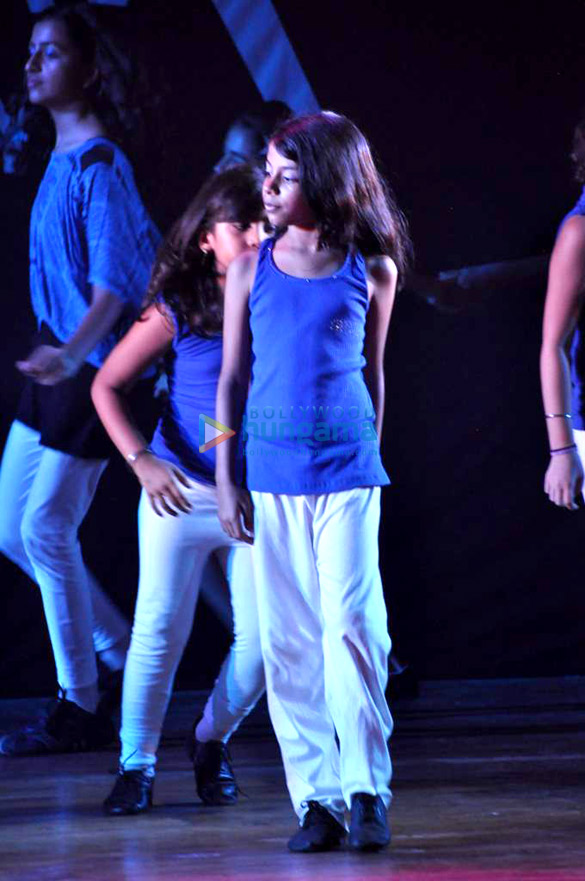 aishwarya sakhuja at ashely lobos dance show 5