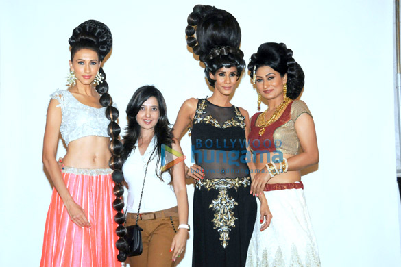 amy billimoria showcases her new runaway bride collection 4