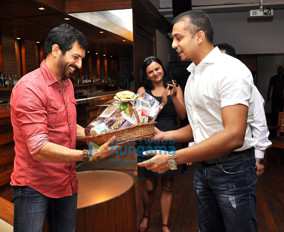 indu mirani chats with kabir khan at the boss dialogues 3