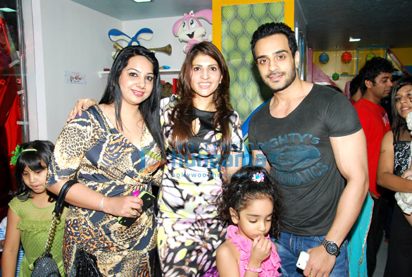 dr ruby tandon celebrates her daughter jiyana tandons birthday 3