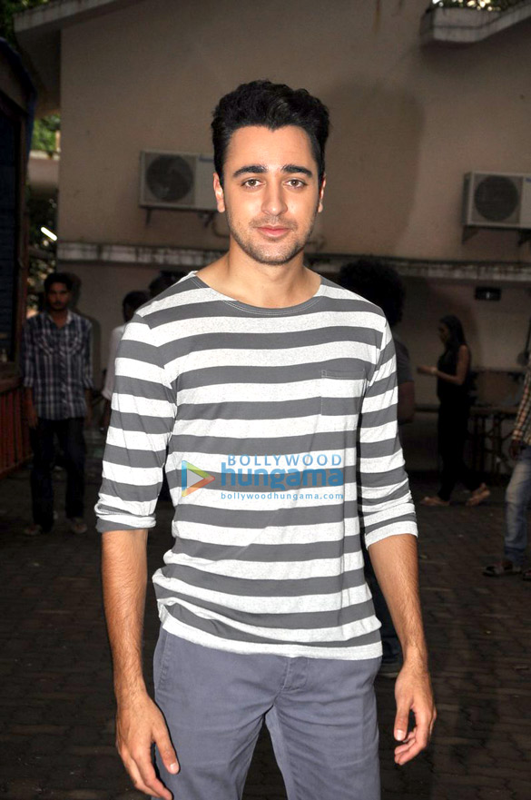 imran khan anushka sharma snapped during bru golds photoshoot 8