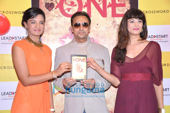 launch of shriya sekhsarias book one 3