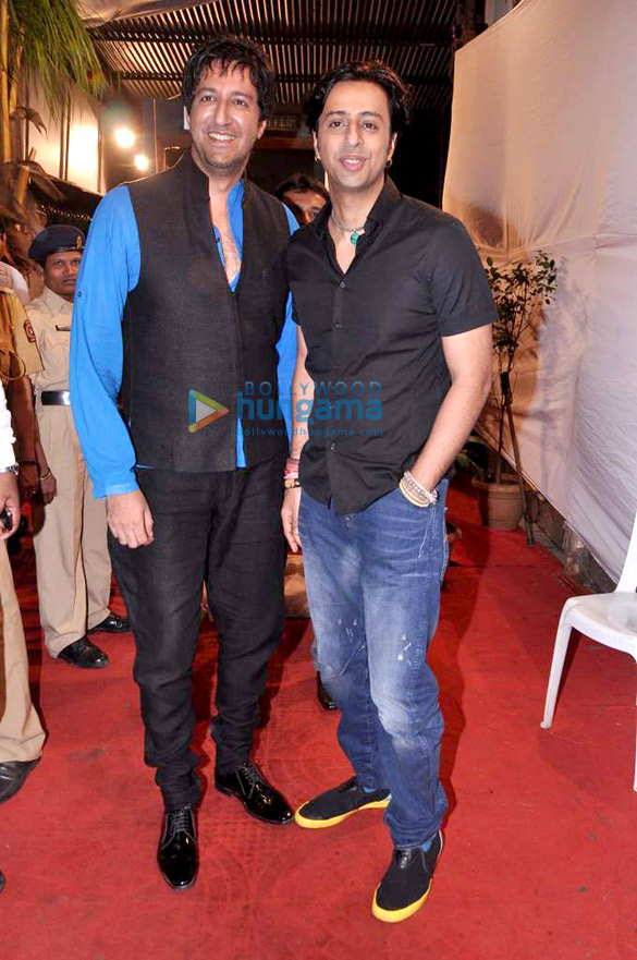 adnan zayed and others at sharad pawars iftaar party 9