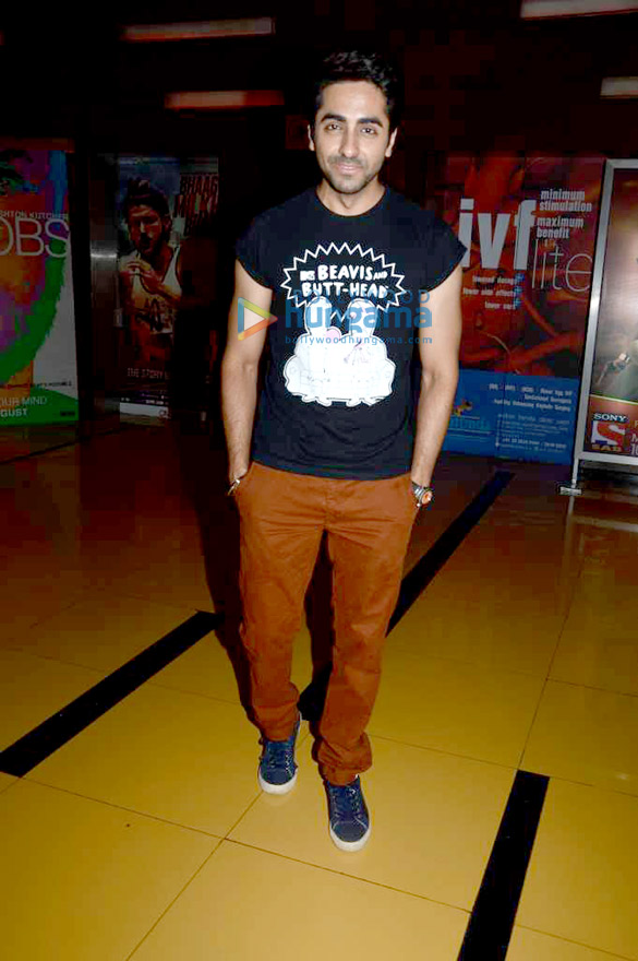 irrfan khan ayushmann snapped at cinemax 2