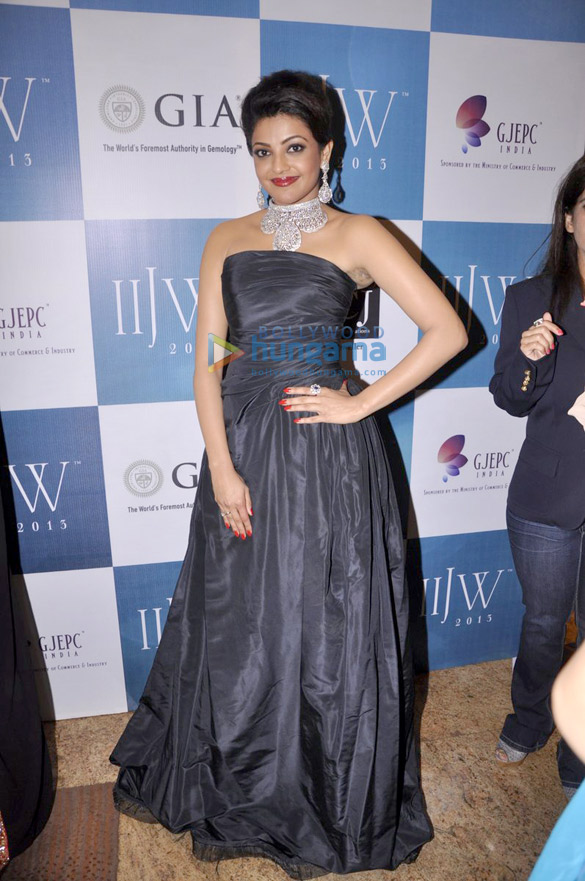rana kajal tapsee walk the ramp for moni agarwal at iijw 2013 17