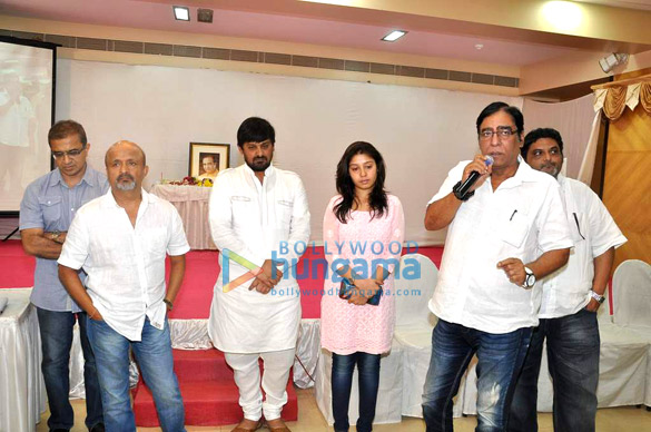 varun prabhu dheva at the prayer meet of sajid wajids father 6