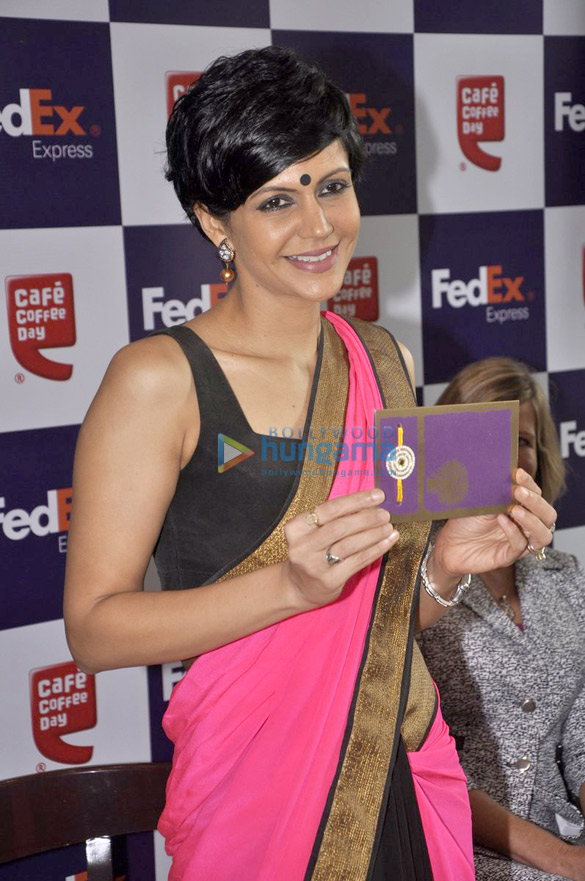 mandira bedi at fedex cafe coffee day raksha bandhan promotions 6