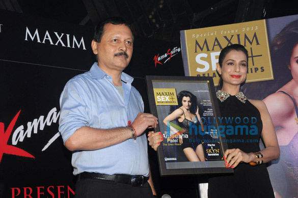 ameesha patel unveils latest issue of maxim 2