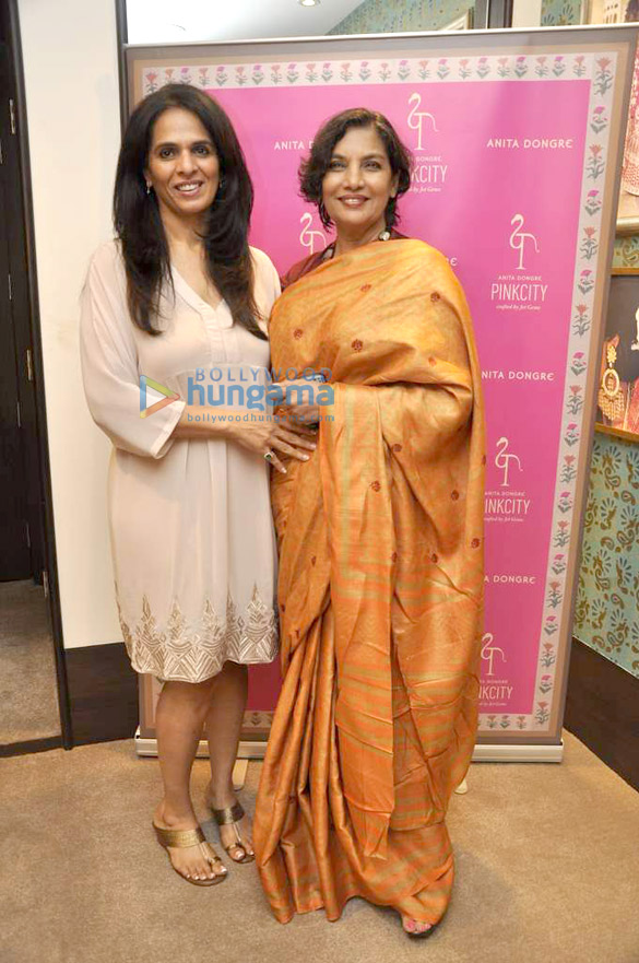 eesha shabana sangeeta at the launch of anita dongres pinkcity 12