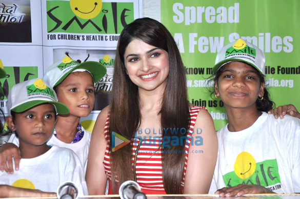 prachi desai at smile foundation event 4
