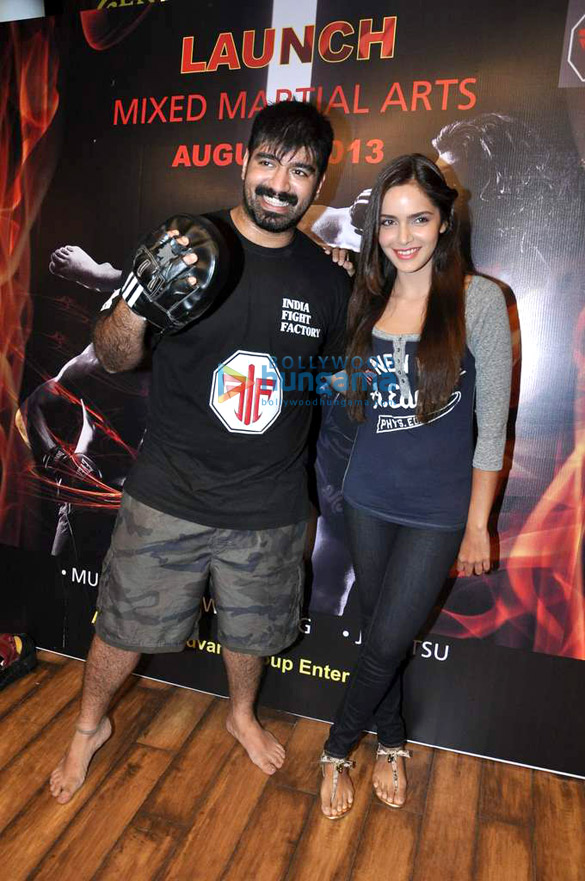 shazahn prateik babbar at gold gyms mixed martial arts 2