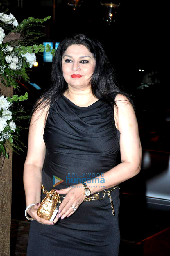 celebs at queenie dhodys store launch 17