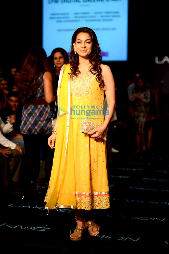 celebs walk the ramp for anita dongres show at lfw 2013 5