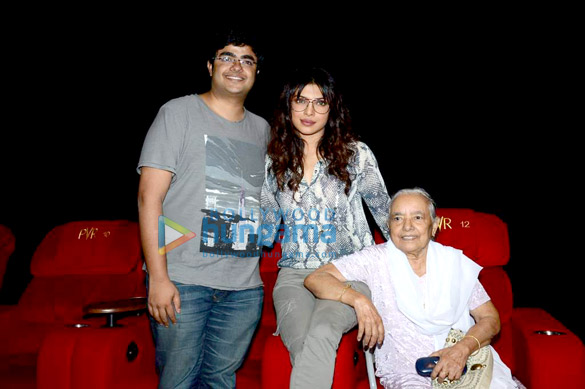 priyanka chopra graces the special screening of planes for underprivileged girls 4