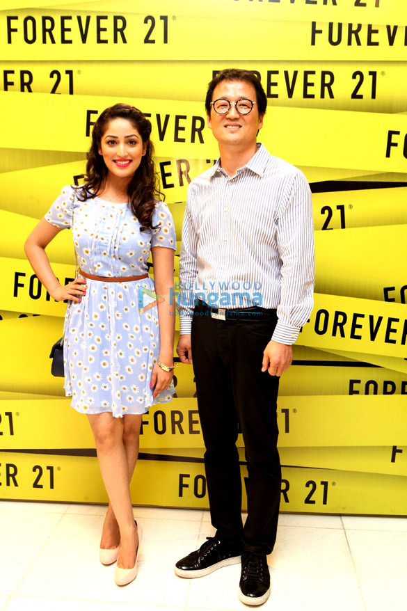 yaami gautam at the launch of the forever 21 store at pacific mall 4