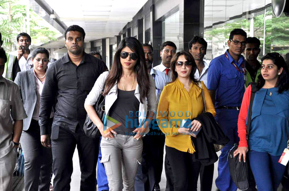 madhuri priyanka and other return from saifta awards 2013 2