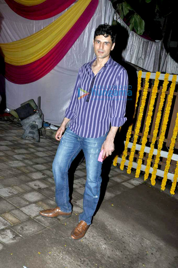 salman khan celebrates ganesh chaturthi with family 24