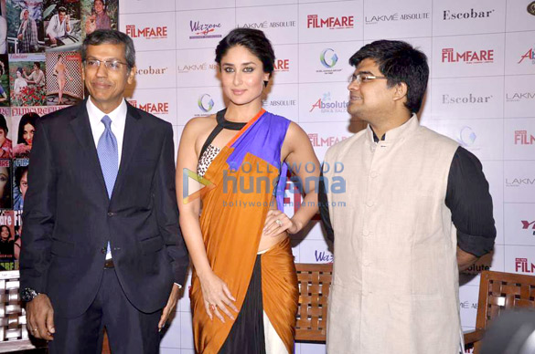 kareena launches latest issue of filmfare magazine 7
