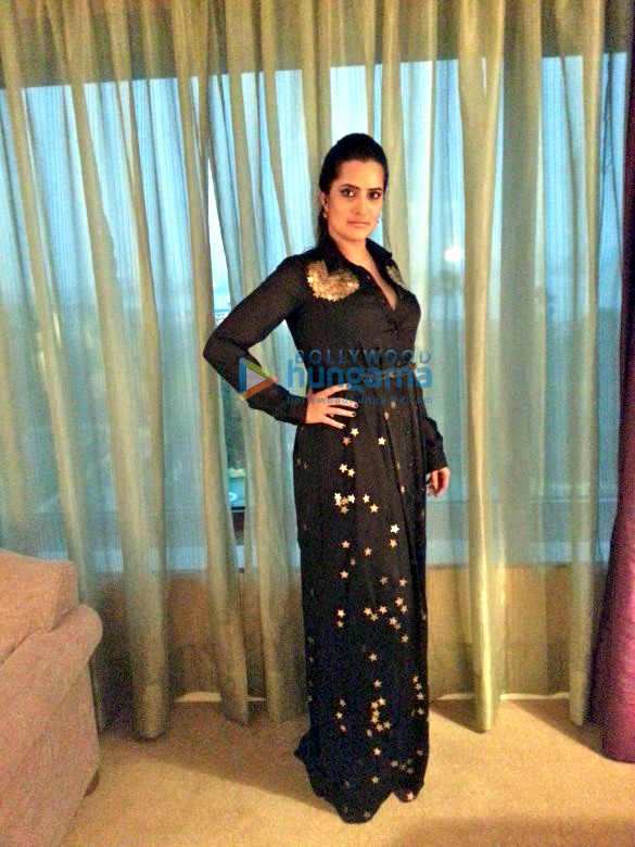 sona mohapatra performance at the cnbc tv18 financial awards 2013 2