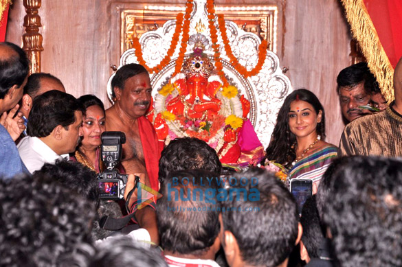 vidya balan visits siddhivinayak temple 3