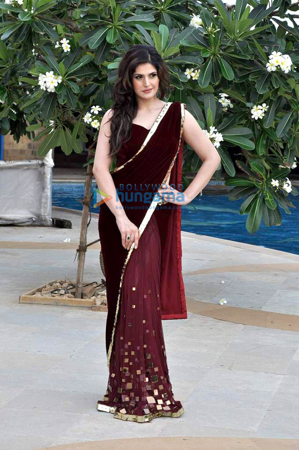 zarine khan at the launch of india wedding lounge 11