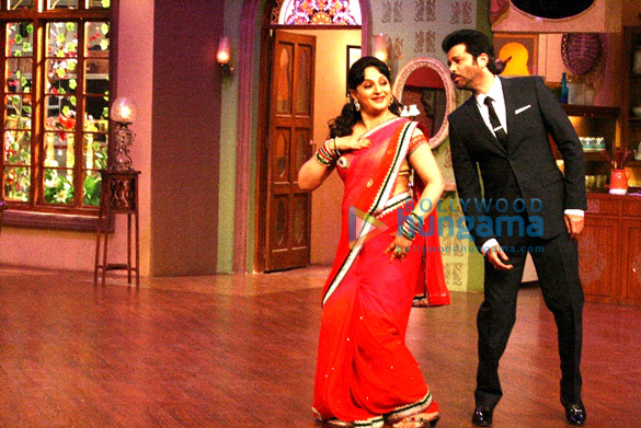anil kapoor promotes 24 on comedy nights with kapil 4