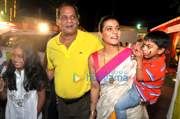 kajol graces durga pooja 3