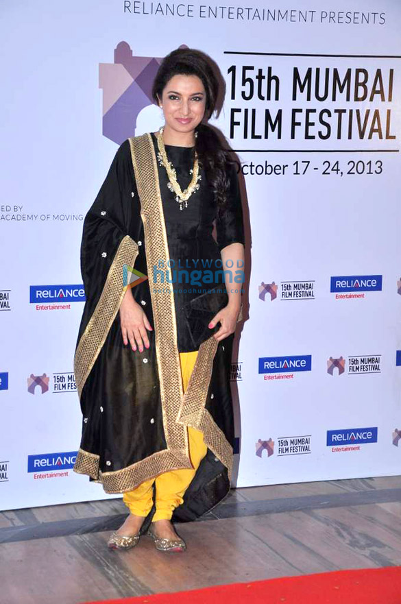 celebs at the closing ceremony of 15th mumbai film festival 4
