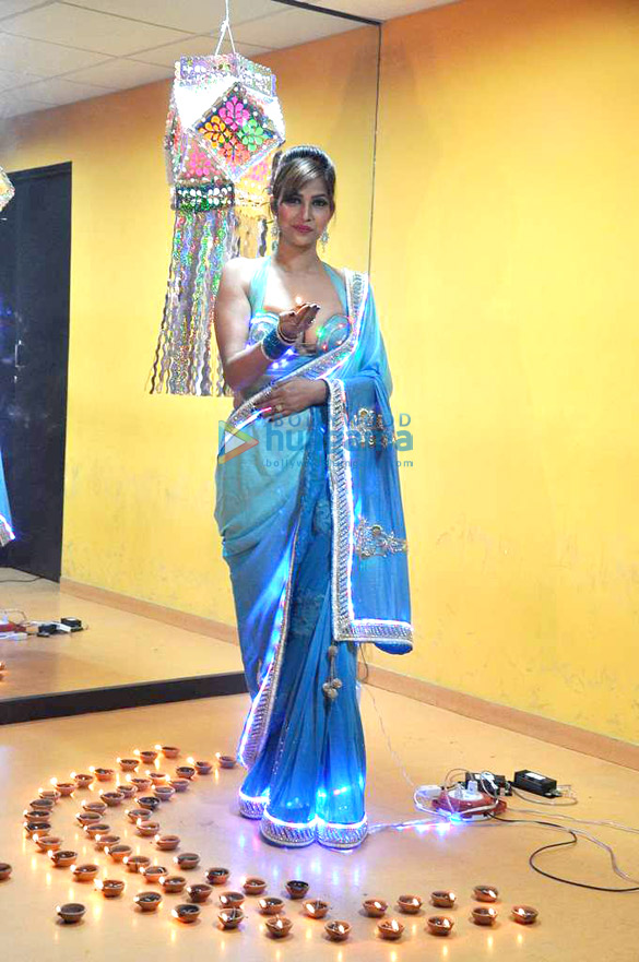 tanisha singhs photo shoot for diwali 10