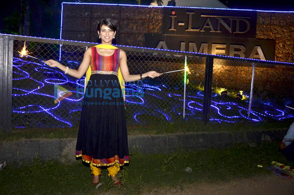 madhurima tuli celebrates eco friendly diwali at i land ajmera 4