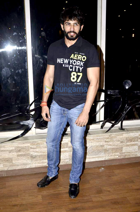 avantika arshad sharman watch shiamaks show selcouth 12
